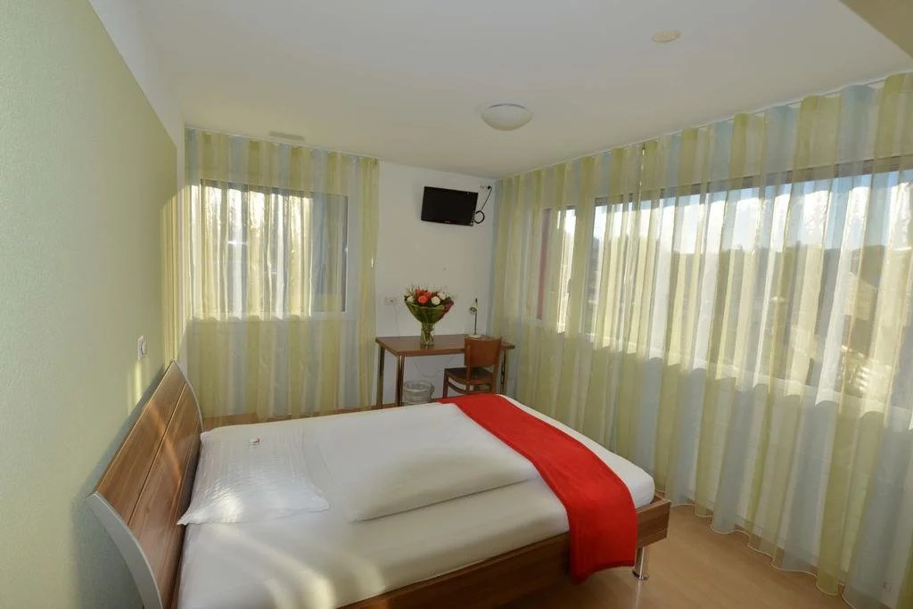 Motel zum Hirschen Wollerau