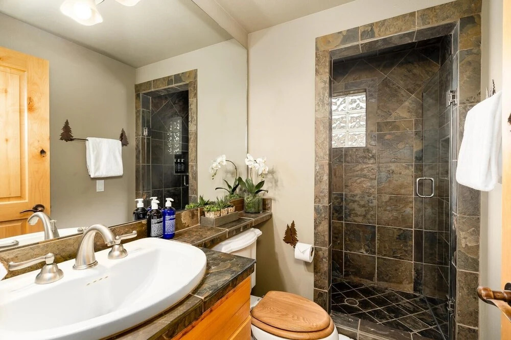 3 Bandit Way 4 Bedroom Home by Moonlight Basin Lodging