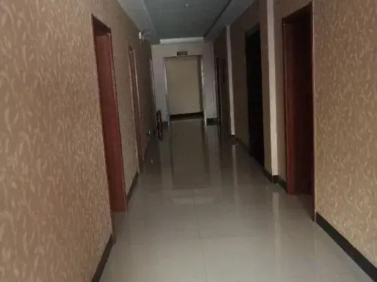 Pianguan Haotai Business Hotel