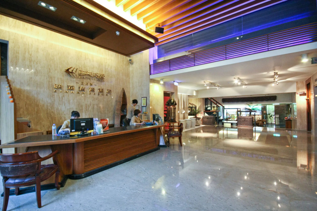 Einhan Resort