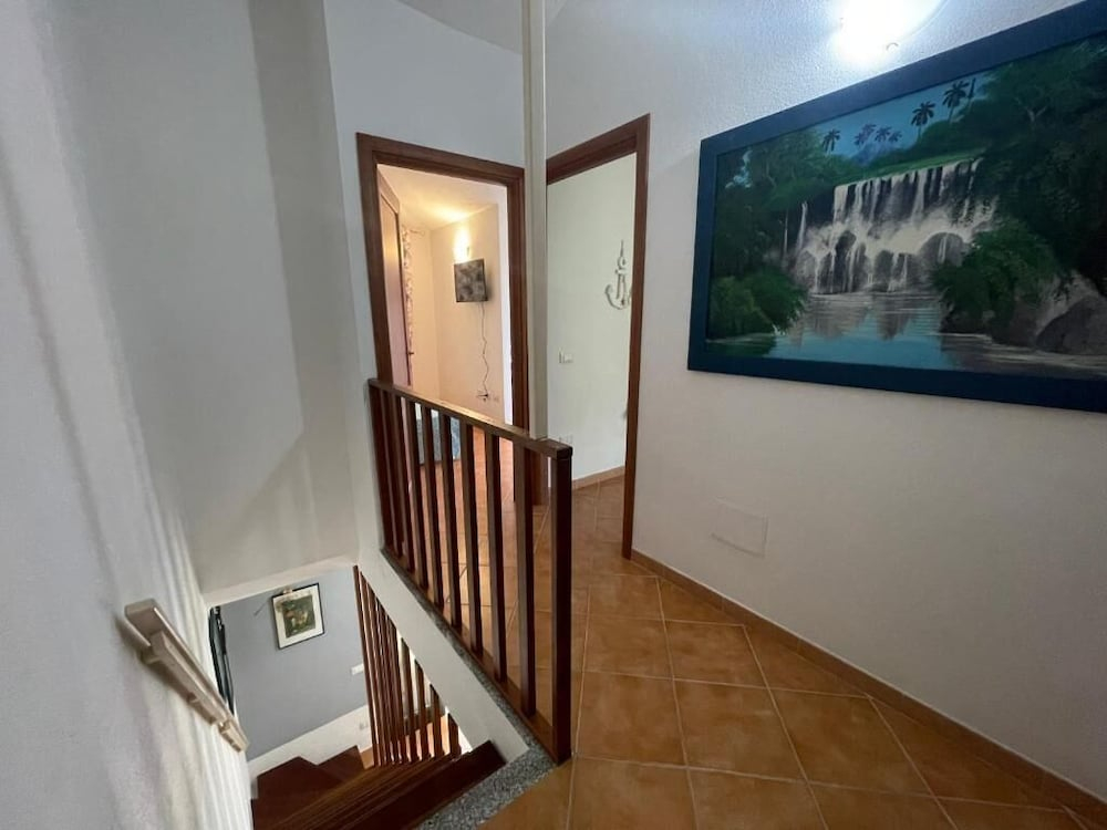 Sardinia Hillside Retreat - Apt 13 - 2BR, quiet area, parking