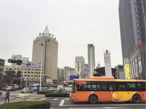 Lidu Hotel Apartment with Sea View (Wusi Square Xianggang Middle Road Shop)