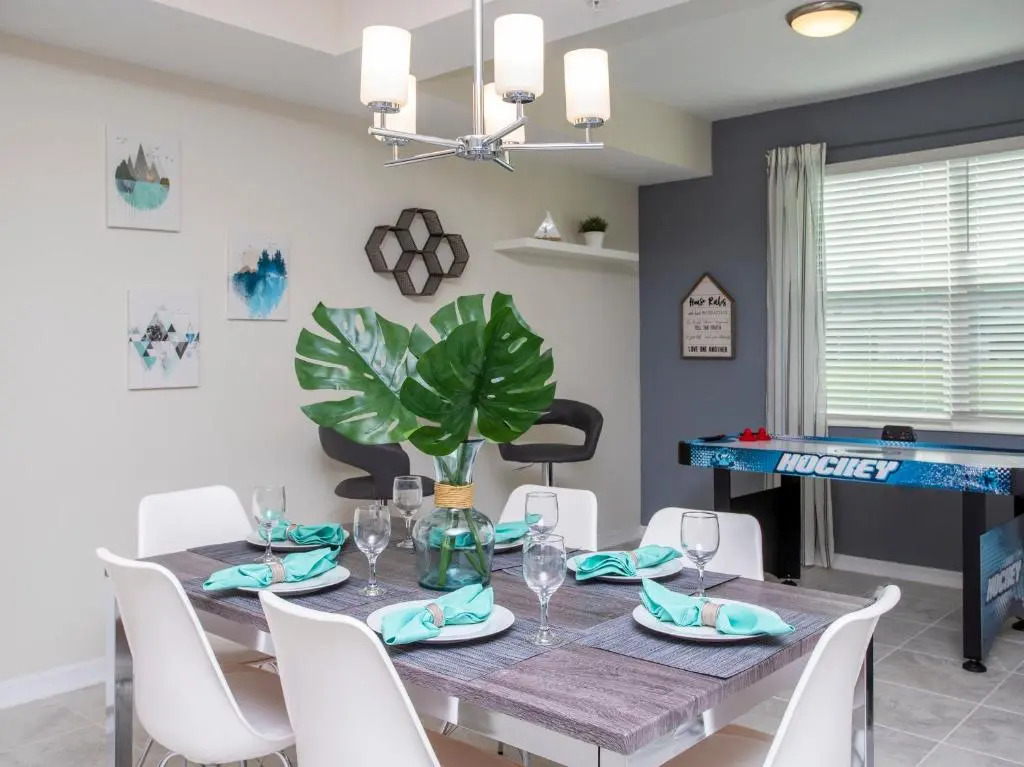 Marvelous 2 Bd Apt Close to Disney at Storey Lake 106