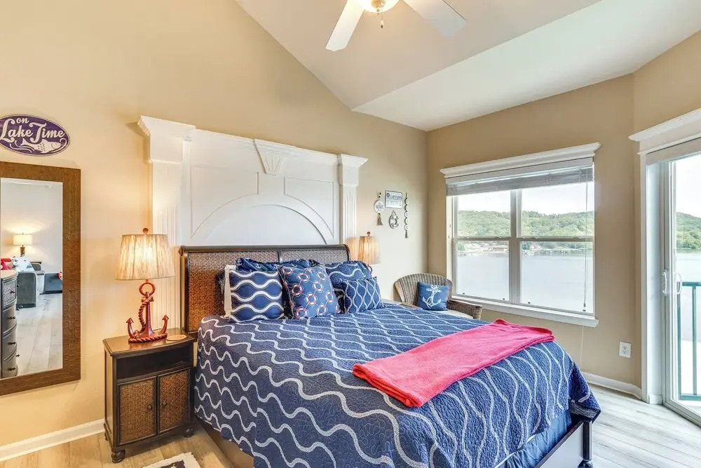 Lakefront Camdenton Condo Near Ha Ha Tonka
