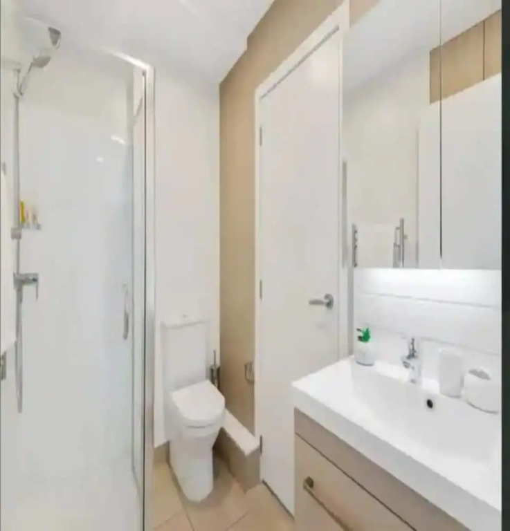 Just opposite to Skytower 2 Bedroom 2 Bathroom apartment in CBD