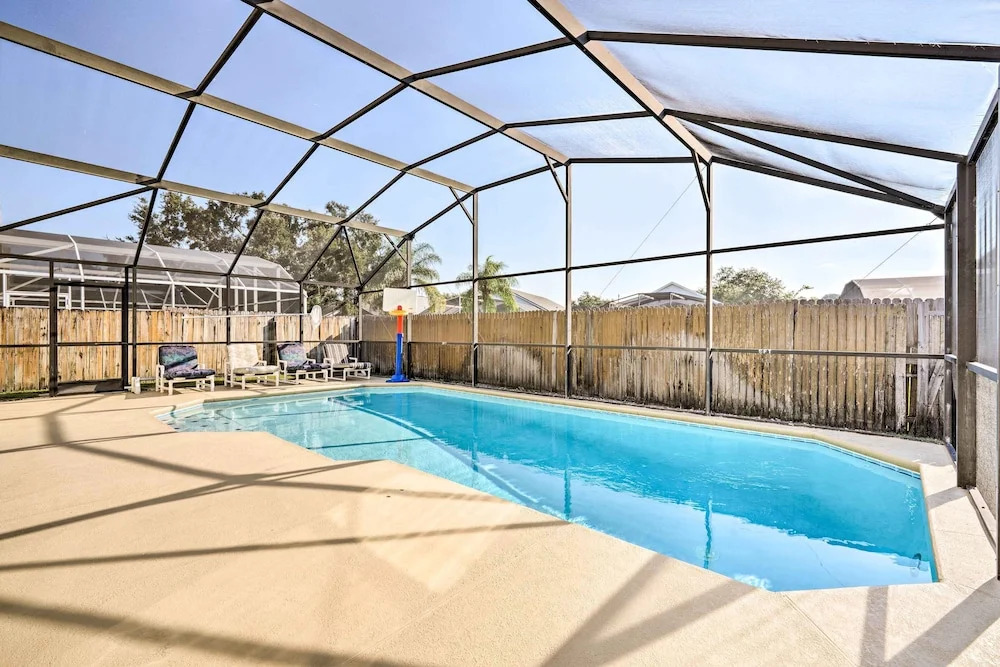 Kissimmee Escape w/ Lanai & Private Pool!