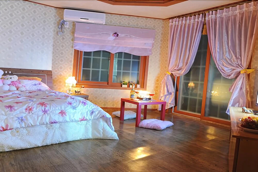 Geoje Nojasan Mountain Pension