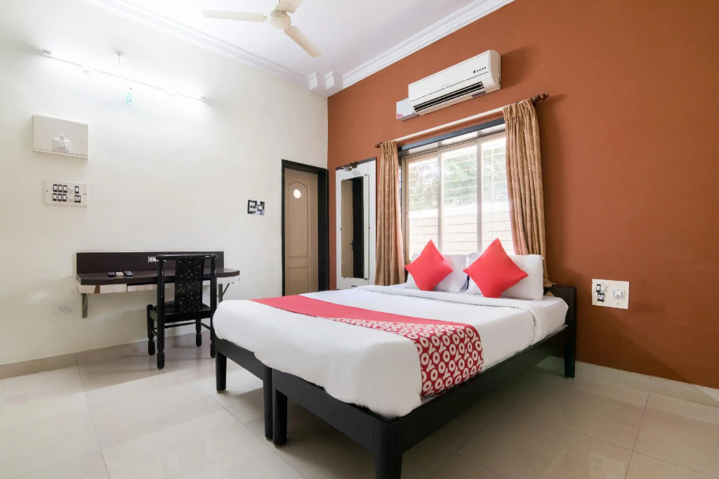 Hotel O Varun Residency