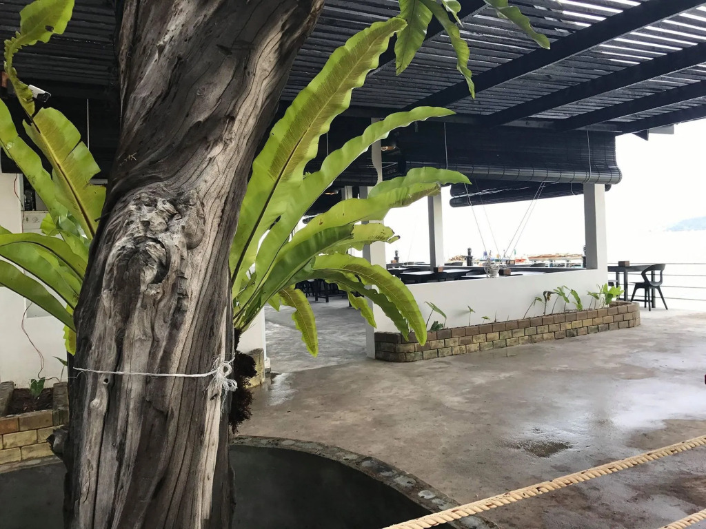 Koh Rong Hill Beach Resort