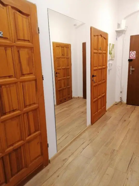 Hostel Tulip - Pokój 4 ze wspólną łazienką i kuchnią