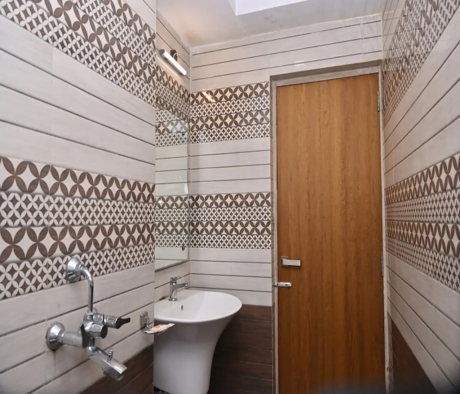 Hotel Silver Land New Digha with Rooftop Pool