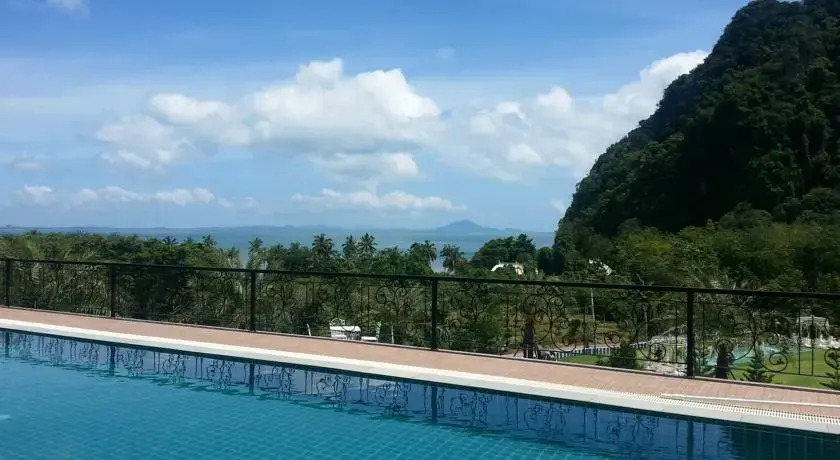 Heaven 7 Panorama Seaview