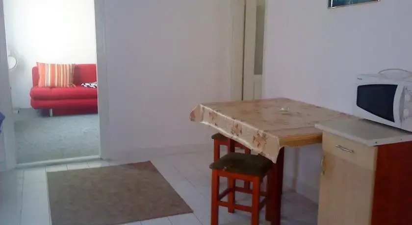 Tita Apartman