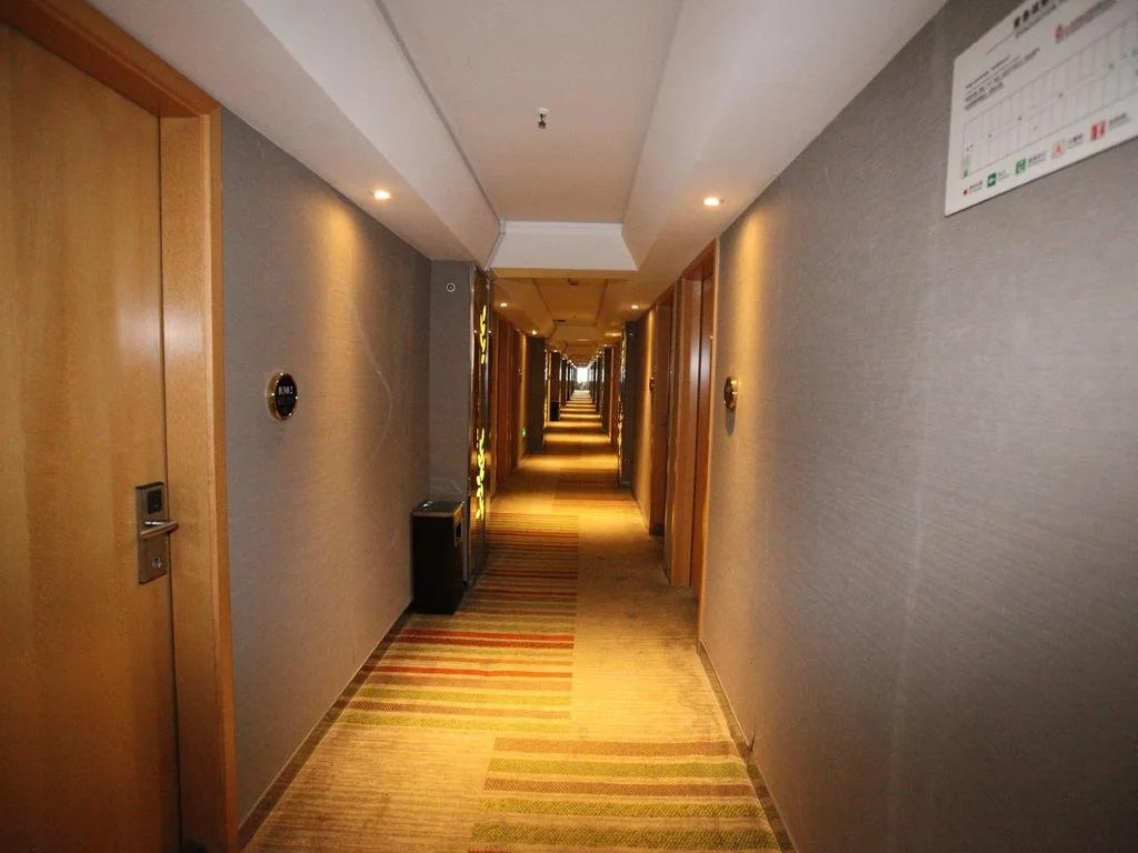 Starway Hotel (Yuyao Zhongan Times Square)