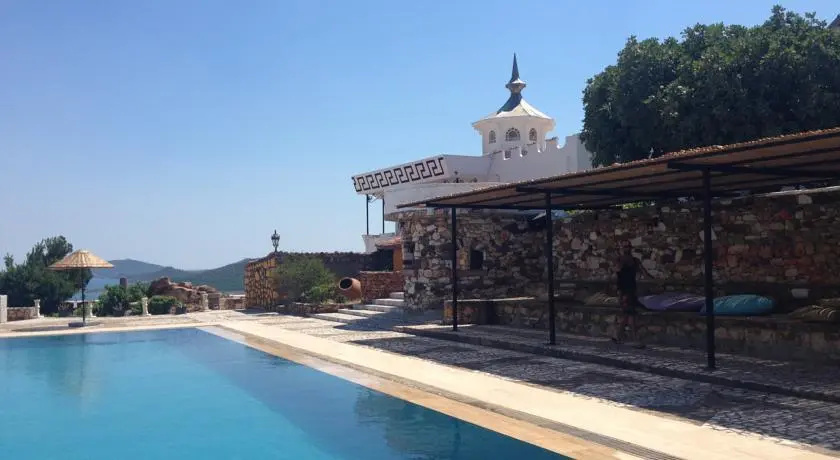 Mr.Zeus Hotel