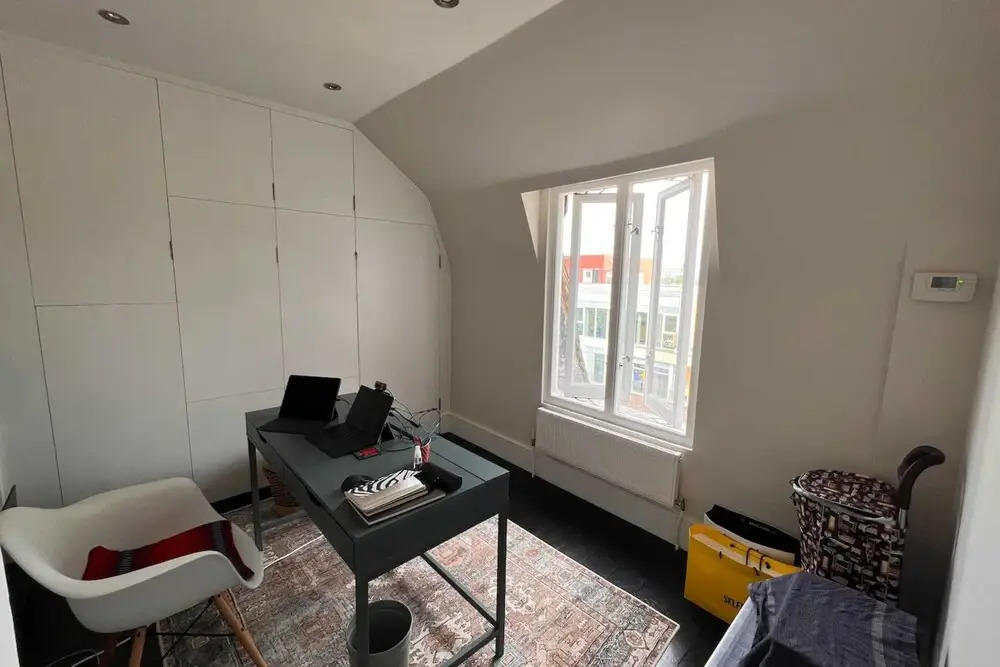 Stylish 1 Bedroom Top Floor Apartment in Highgate