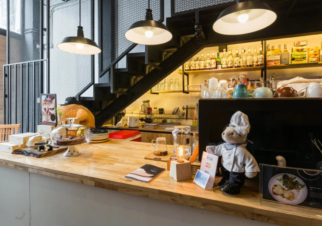 Case Study Asoke