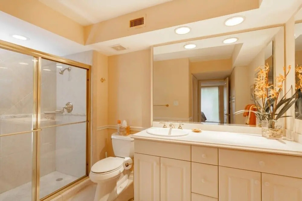 Hickory Blvd Condo #258877 2 Bedrooms 2 Bathrooms Condo
