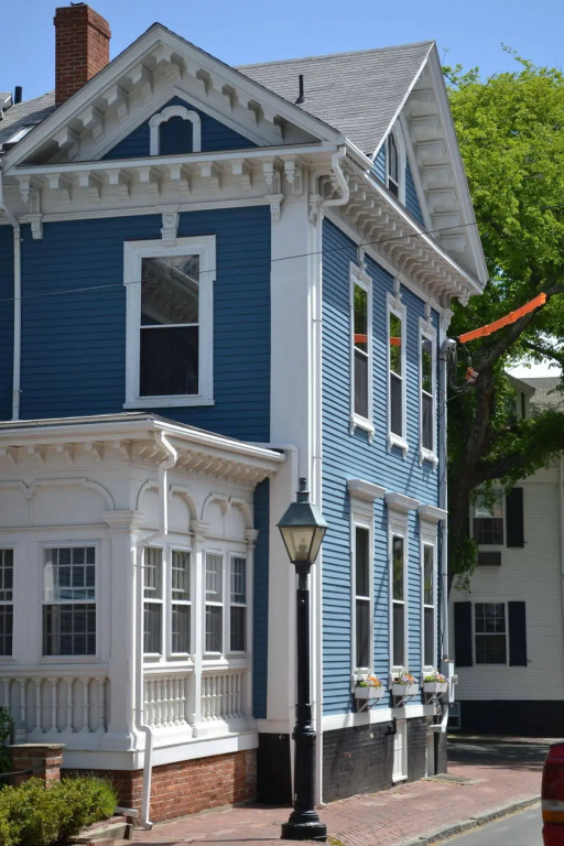 Mariner House