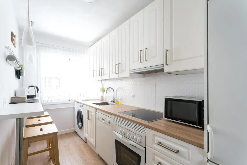 TRIANA 3 Bedrooms & 2 bath Parking Included