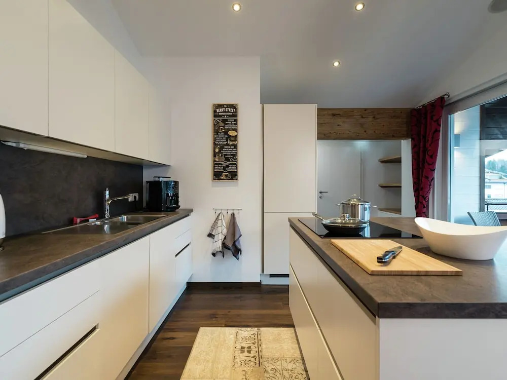 Modern Apartment Near Ski Area in Niedernsill