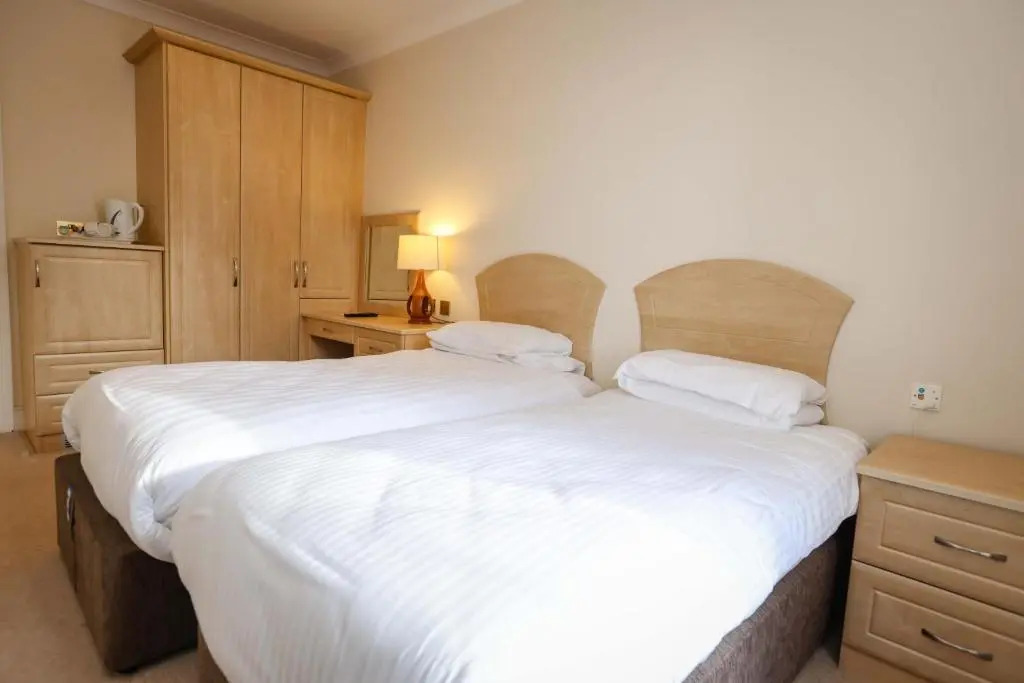 The Grove Hotel