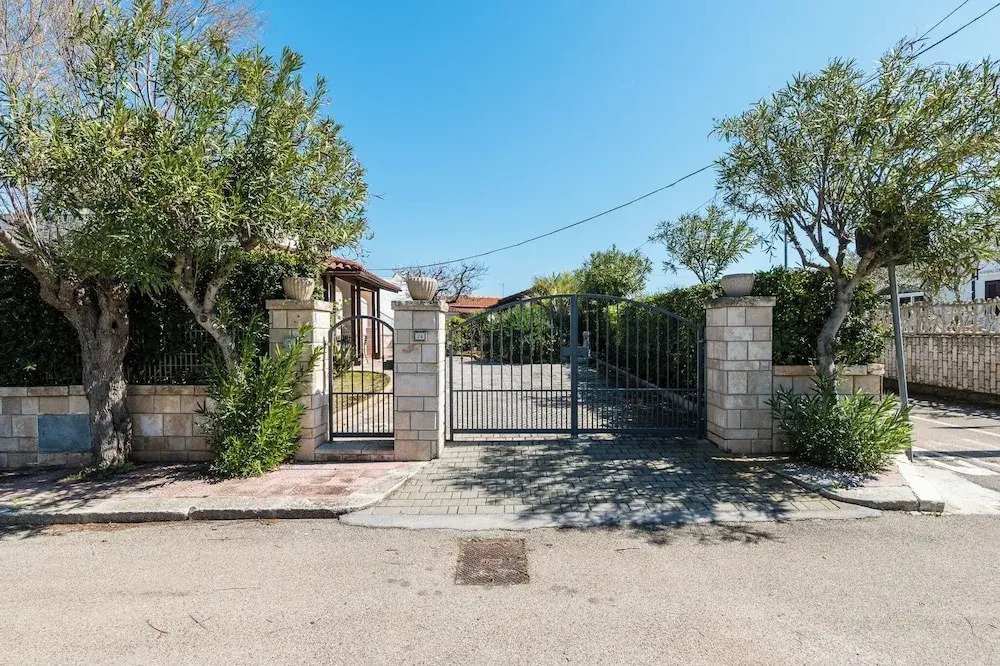 Villetta Bartucci con giardino