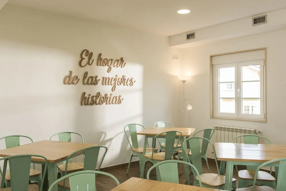 Albergue La Yalga - Hostel