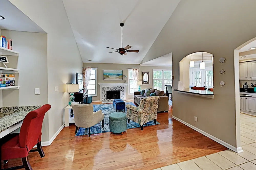 70 Shipyard Condo #160 2 Bedrooms 2 Bathrooms Condo