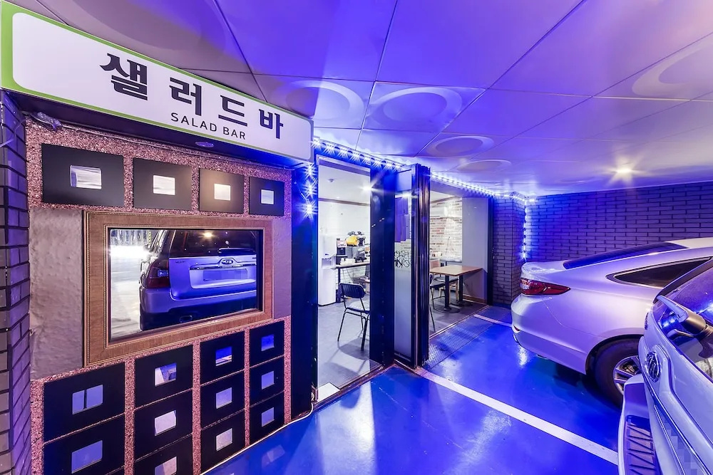 HoTel KINO