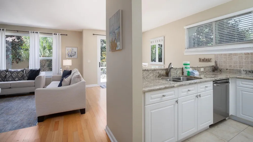 Turnberry 8566 (2G) - 3BR 2.5BA - (10)