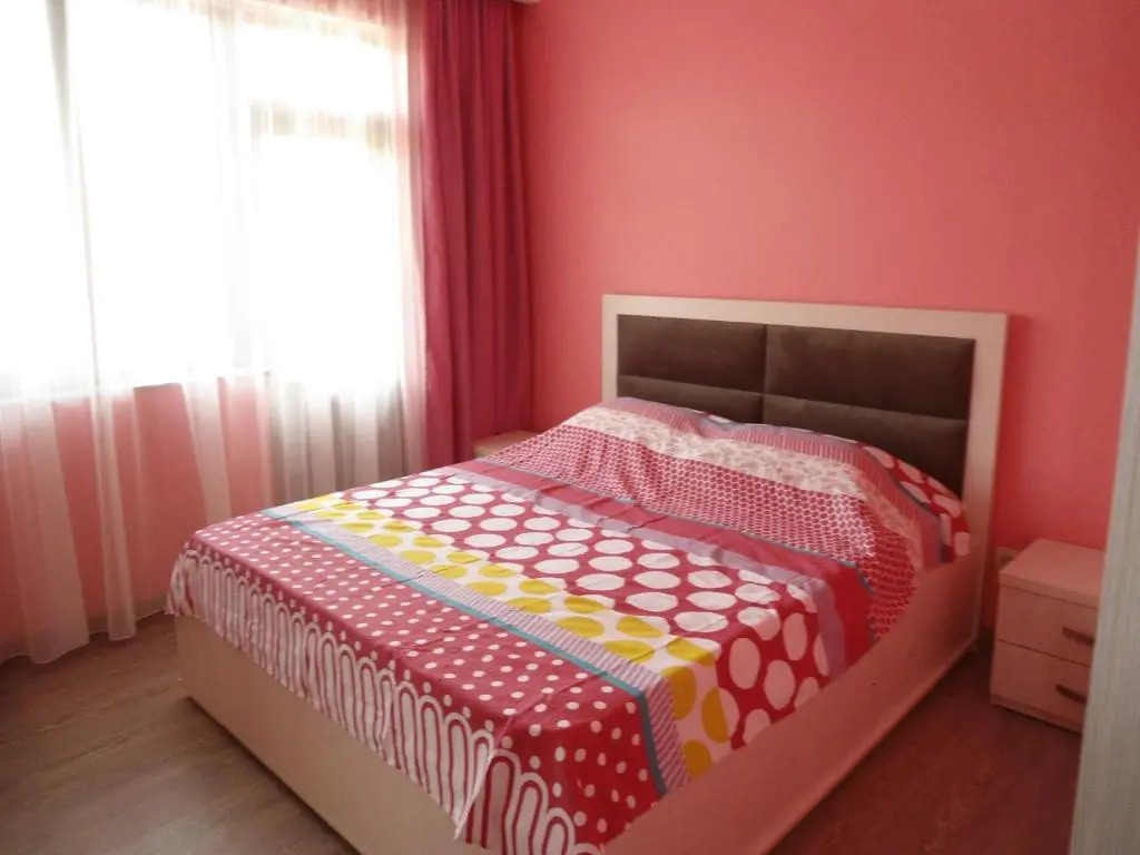 Veriko's Sweet home