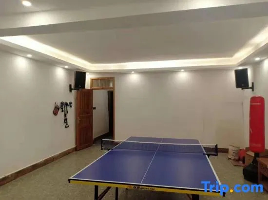 Lijiang Rushuangbiyuan Design Beauty Lodge (Feihua Touch water Shop, Shuhe Town)