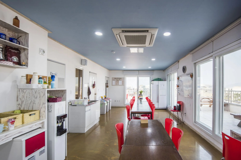 Big-O Show Guesthouse - Hostel