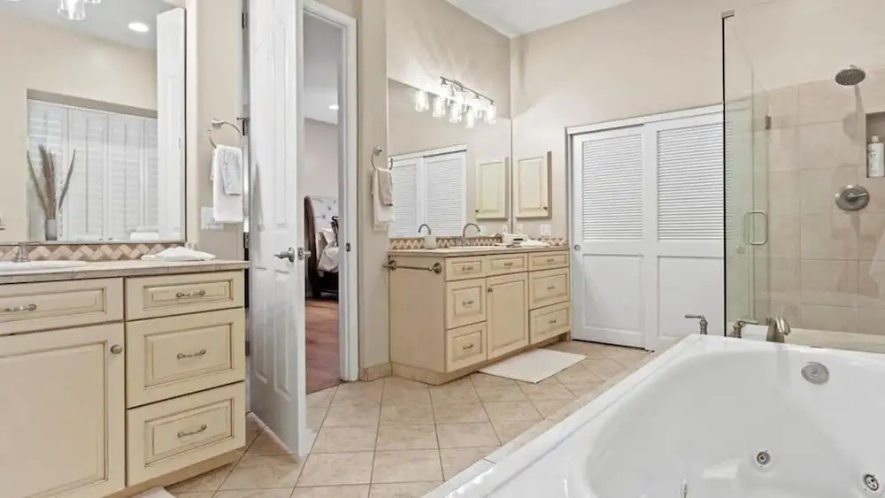 Massive North Scottsdale 6 Bdrm w/ Oasis Backyard!