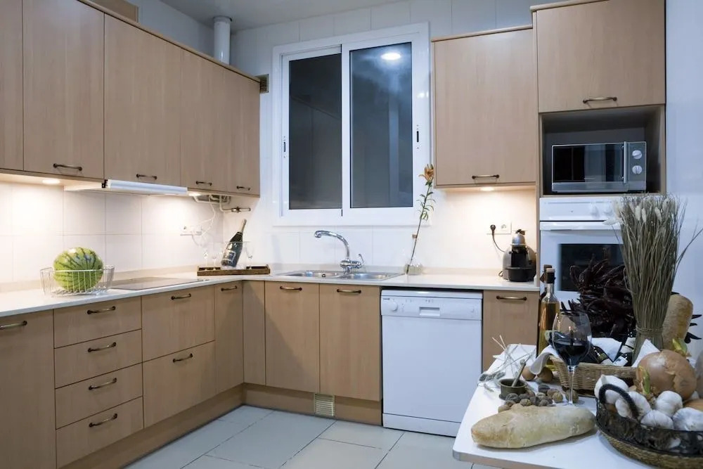 Watermelon - Platinum Apartment
