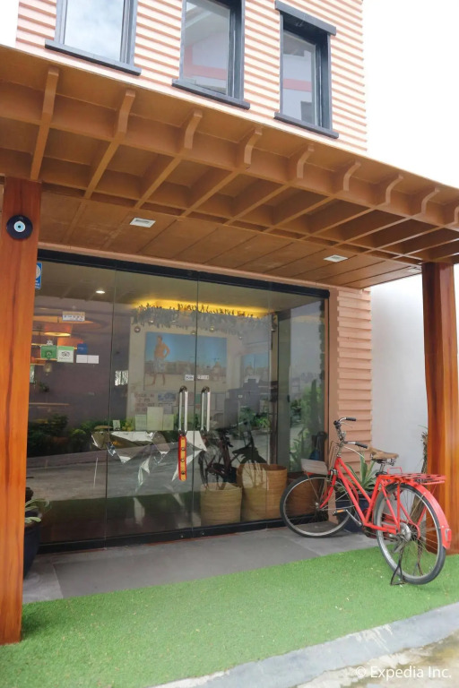 Hampstead Boutique Hotels, Inc