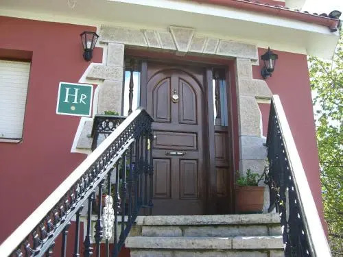 Hotel La Curva Ribadesella PARKING