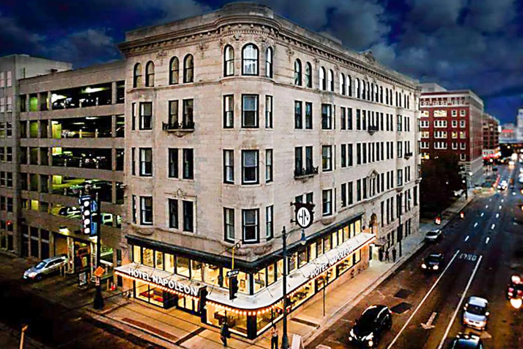 voco Hotel Napoleon Memphis by IHG