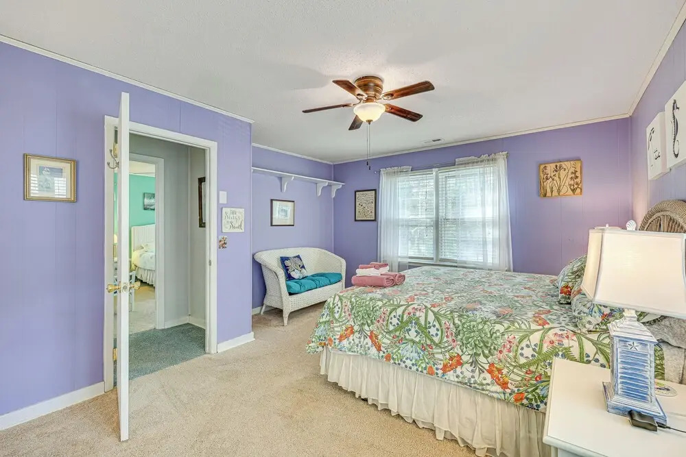 'reel Blessed' Topsail Beach Home w/ Private Dock!
