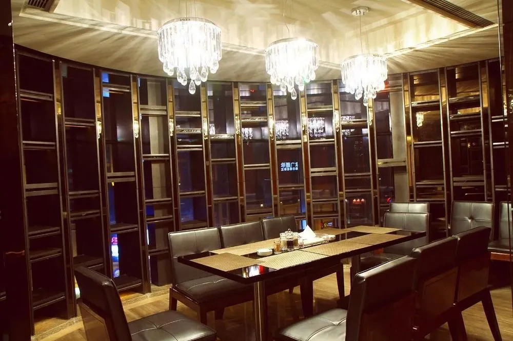 Wuhu Starlight Puli Hotel