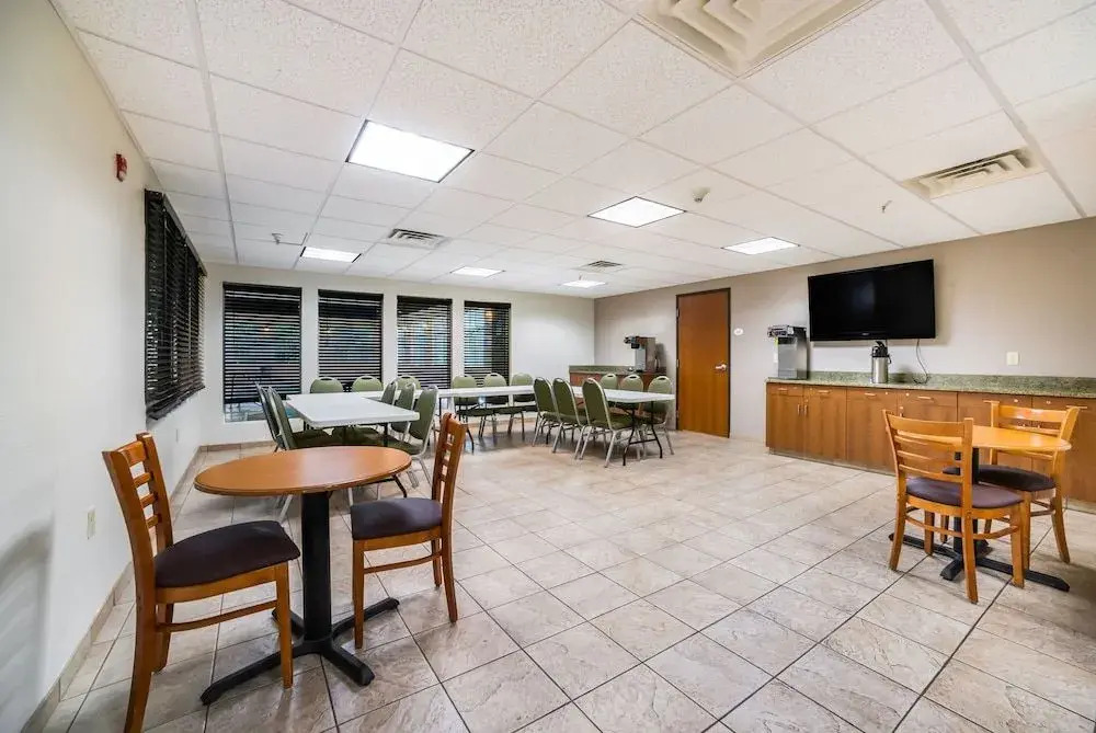 Home Towne Suites O'Fallon