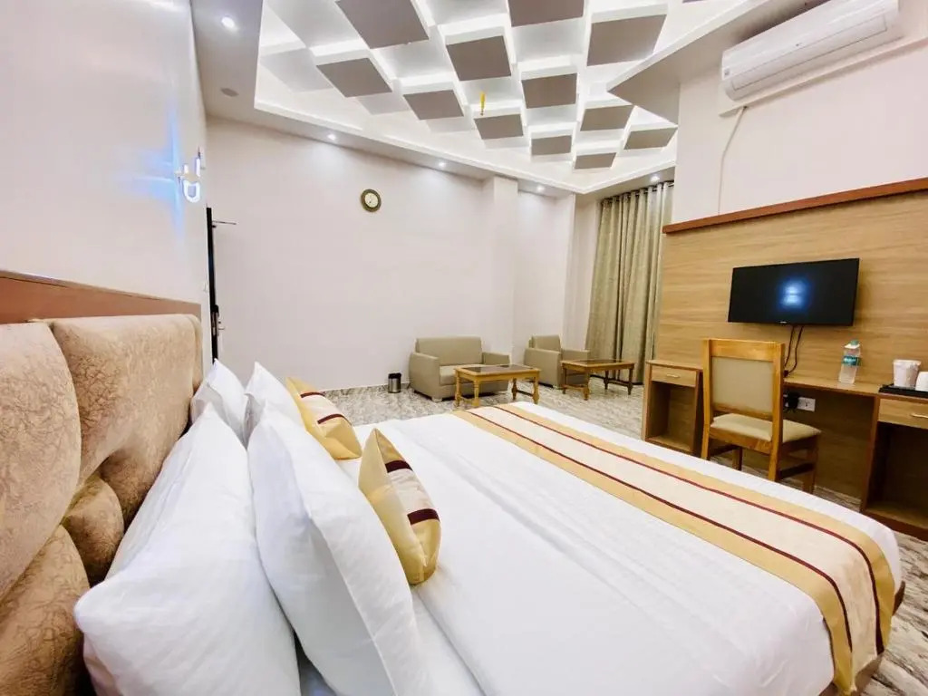 Hotel Imolesh