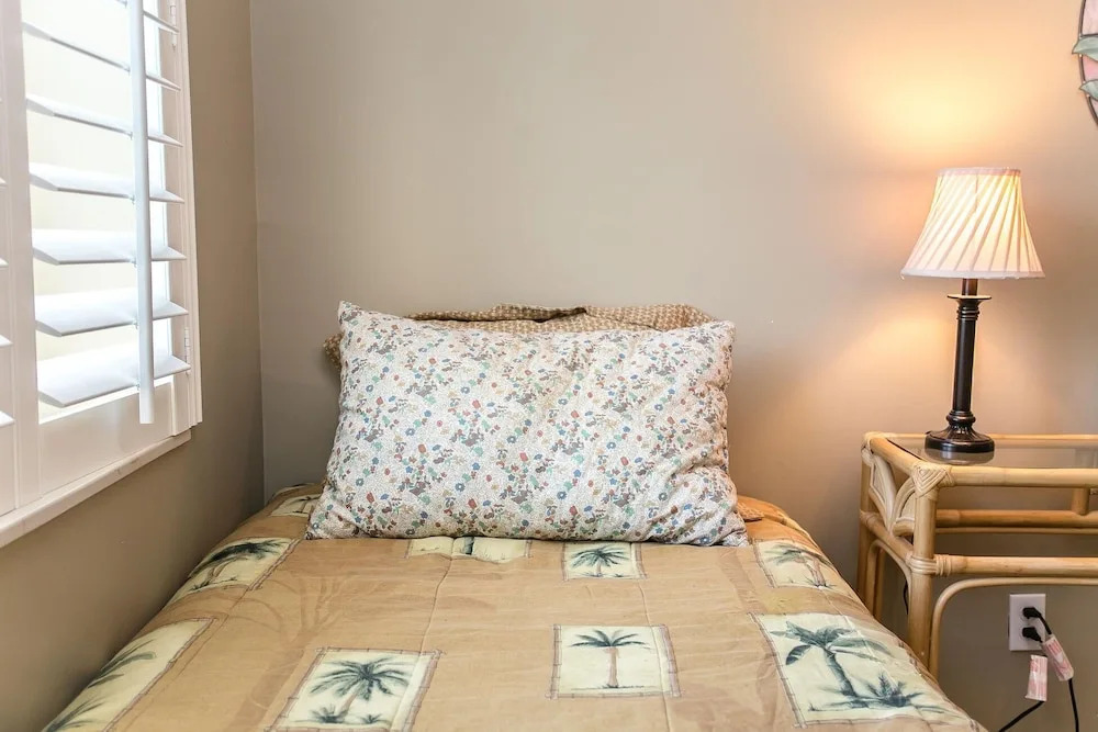SEA Haven 514 [2/2.5] Free Activities! & Oceanfront Wifi Pool