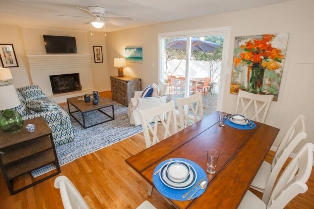 81st Summer A 2 Bedroom Duplex