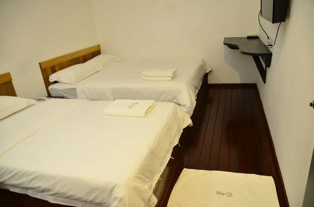 Hotel O Five 2