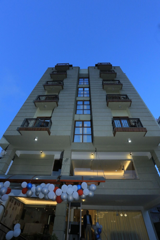 Obsidian Hotel
