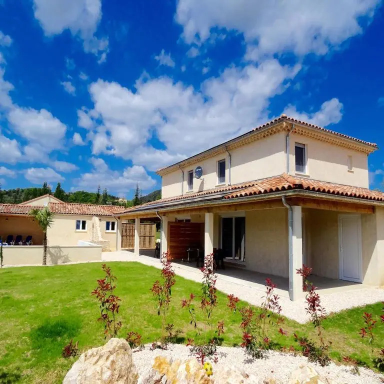 Villa Vallon Pont dArc