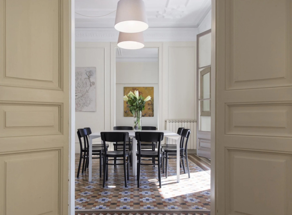 RAMBLA - Cozy Big Apartment