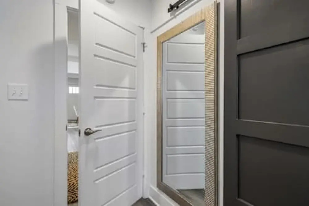 Great Location Close to Golf and Downtown